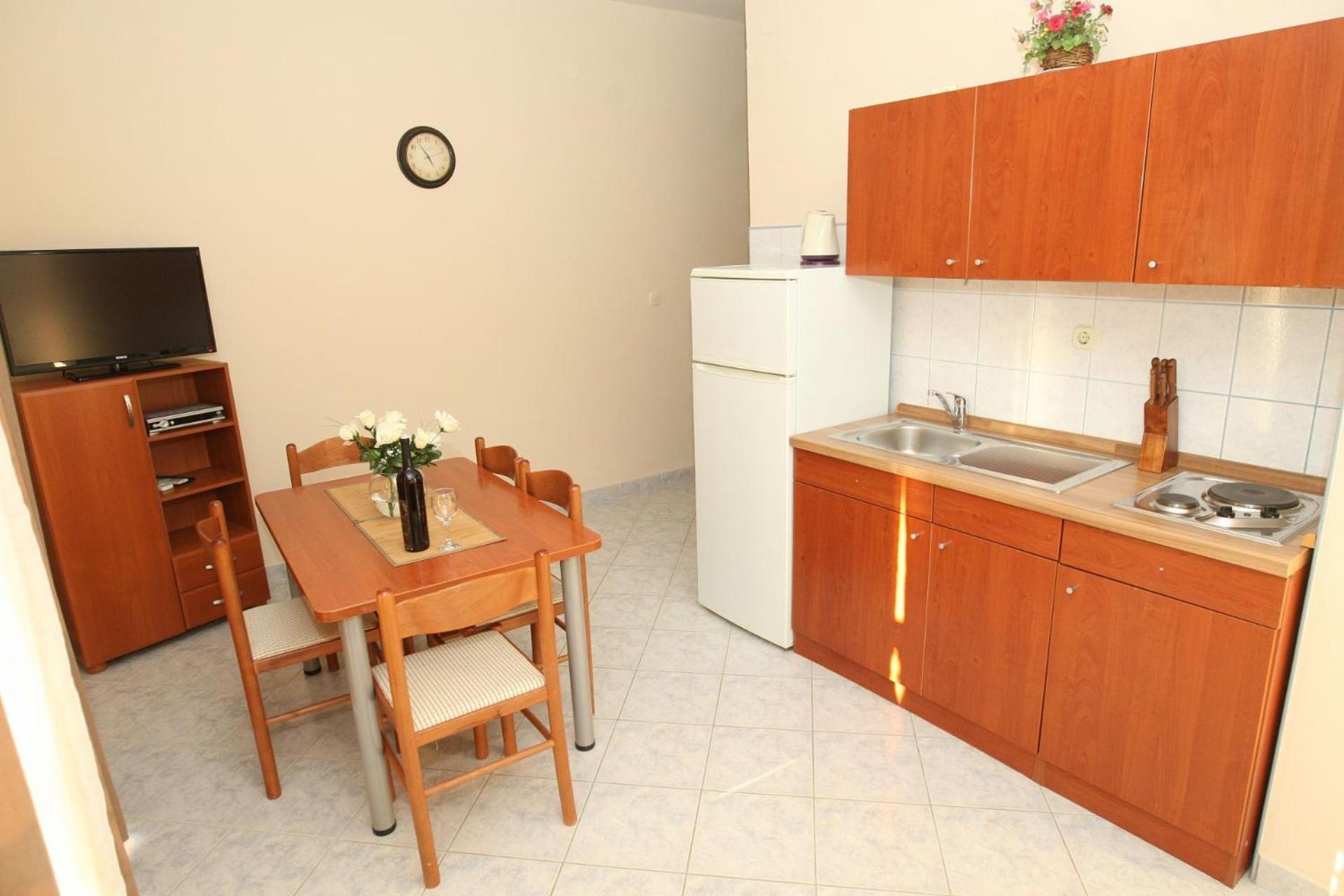 Apartments Mladen Vrsi Extérieur photo